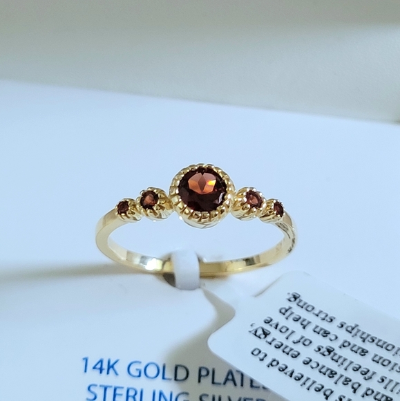 Shivam Garnet❤️ Ring💍 - NIB - Picture 9 of 16